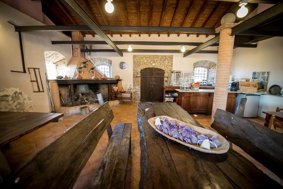 Fattoria Branciana Bed and Breakfast Rossena Buitenkant foto